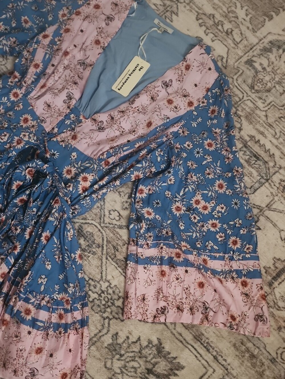 New The Clothing Co. Womens Large Blue & Pink Floral Wrap Dress. NWT. Boutique - Picture 3 of 5